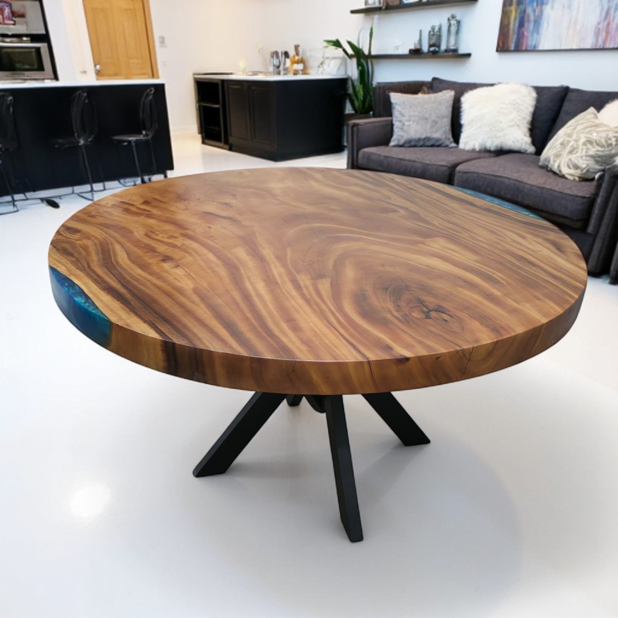 136cm Round Blue Resin Live Edge East Indian Walnut Dining Table